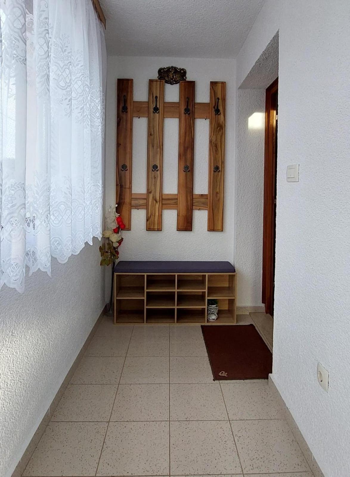 Kuca Za Odmor Boki Villa Gospić Kültér fotó