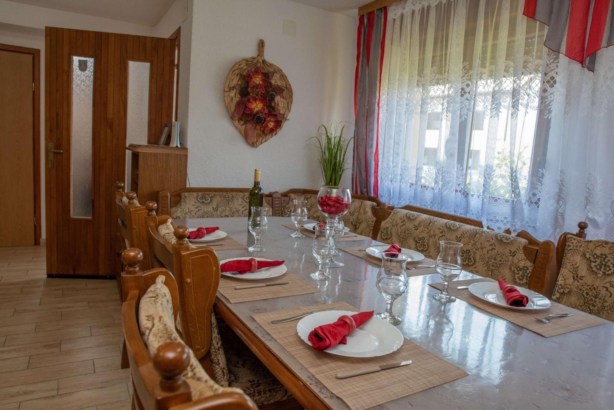 Kuca Za Odmor Boki Villa Gospić Kültér fotó